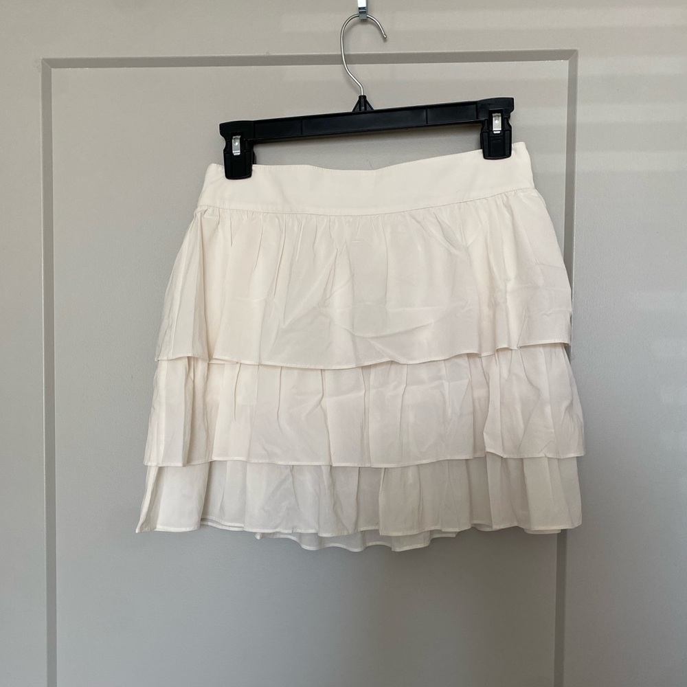 Alice + Olivia Silk tiered ruffle a line mini skirt size 4 ivory